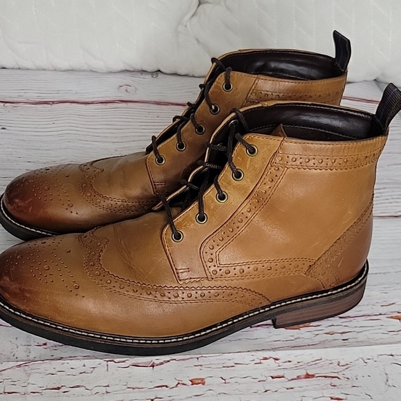 Nunn Bush Other - NUNN BUSH Classic Tan Brogue Men's Chuka Boot SIZE 11.5